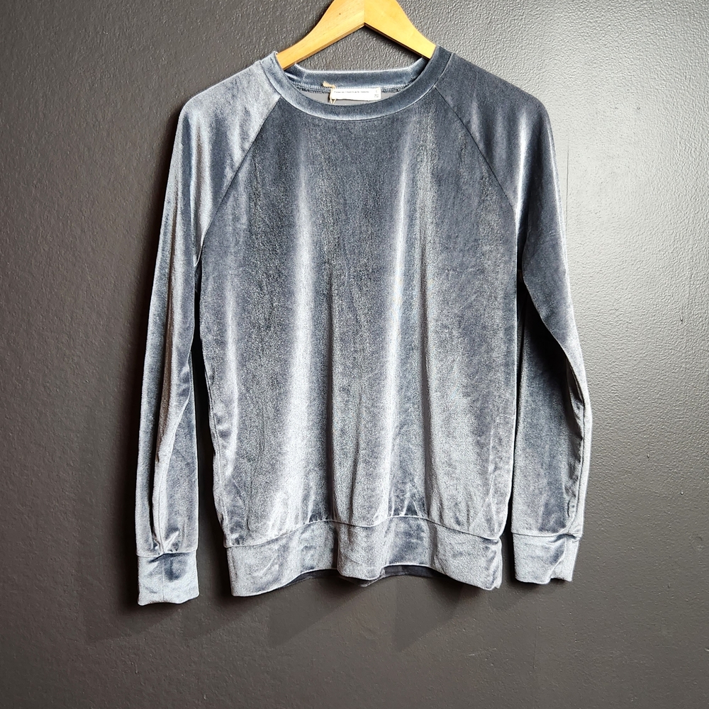 Women Velour Gray/Blue Sweater